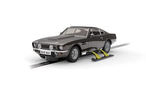 c4239 1 james bond 007 tld aston martin v8 render