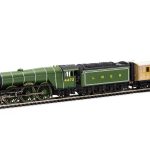 R1255m 5 Flying Scotsman Nrm Set Train On Track