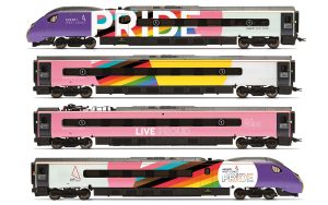 R30081 1 Avanti Pendolino Pride Train Pack