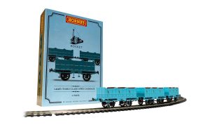 R40102 1 Rocket Third Class Triple